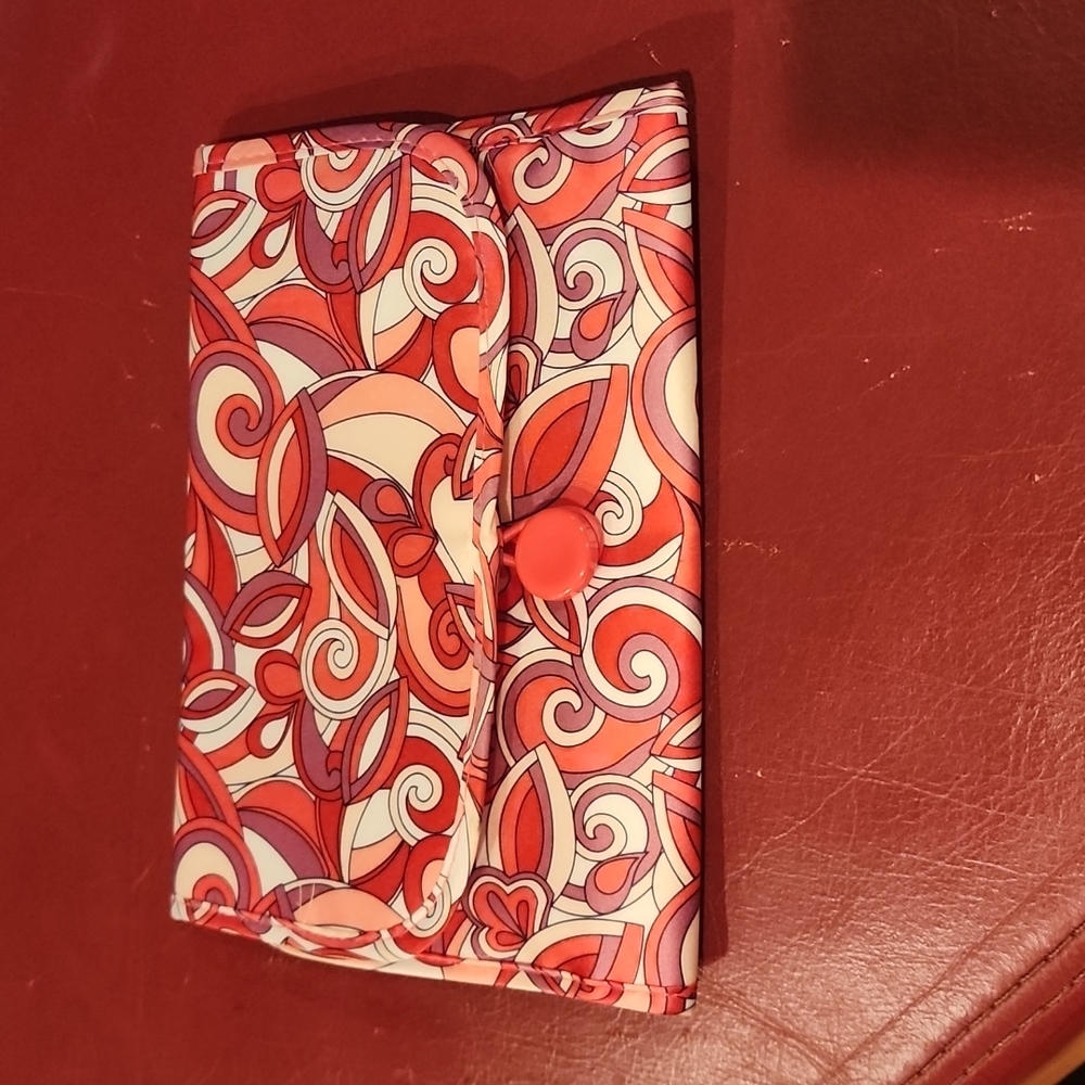 NWOT Avon: Compact Trifold Travel Cosmetic Bag, Pink/Purple/White